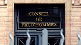 La chambre sociale de la Cour d'appel de Paris devait initialement se prononcer Jeudi 23 mai 2019 sur la légalité du plafonnement des indemnités prud'hommales.