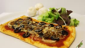 Sur son site MangeonsDesInsectes.com, Micronutris propose notamment la recette de la pizz'insectes...