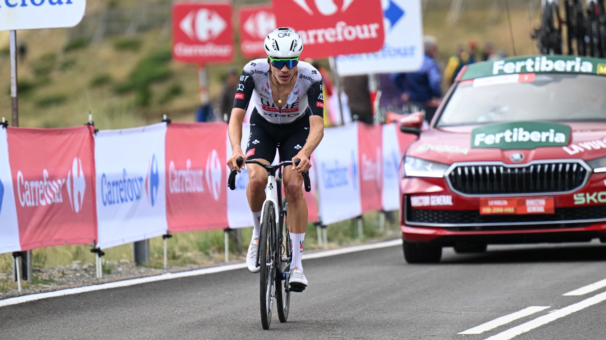 DIRECT. VUELTA 2025: SUIVEZ EN DIRECT LA 11E ÉTAPE DU TOUR D'ESPAGNE SUR FOND D'INQUIÉTUDE AUTOUR DE LA SÉCURITÉ DES COUREURS