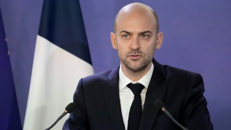 Jean-Noël Barrot a "condamné les frappes" de Téhéran auprès de son homologue iranien