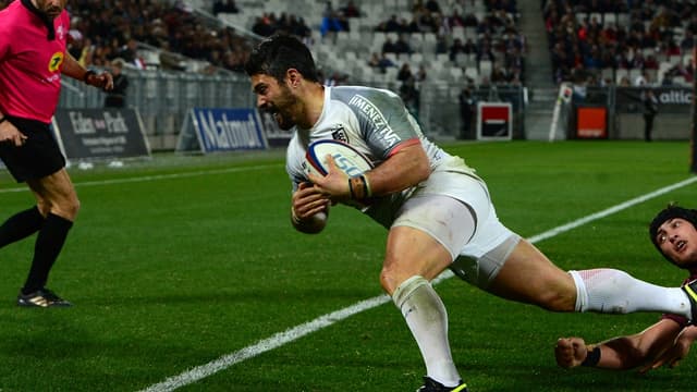 Montpellier a perdu sur le terrain d'Agen mais reste premier du Top 14.