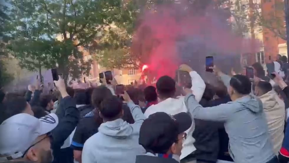 Ça chauffe avec des supporters du PSG devant le Parc des Princes, 7 mai 2025 Ça chauffe avec des supporters du PSG devant le Parc des Princes, 7 mai 2025