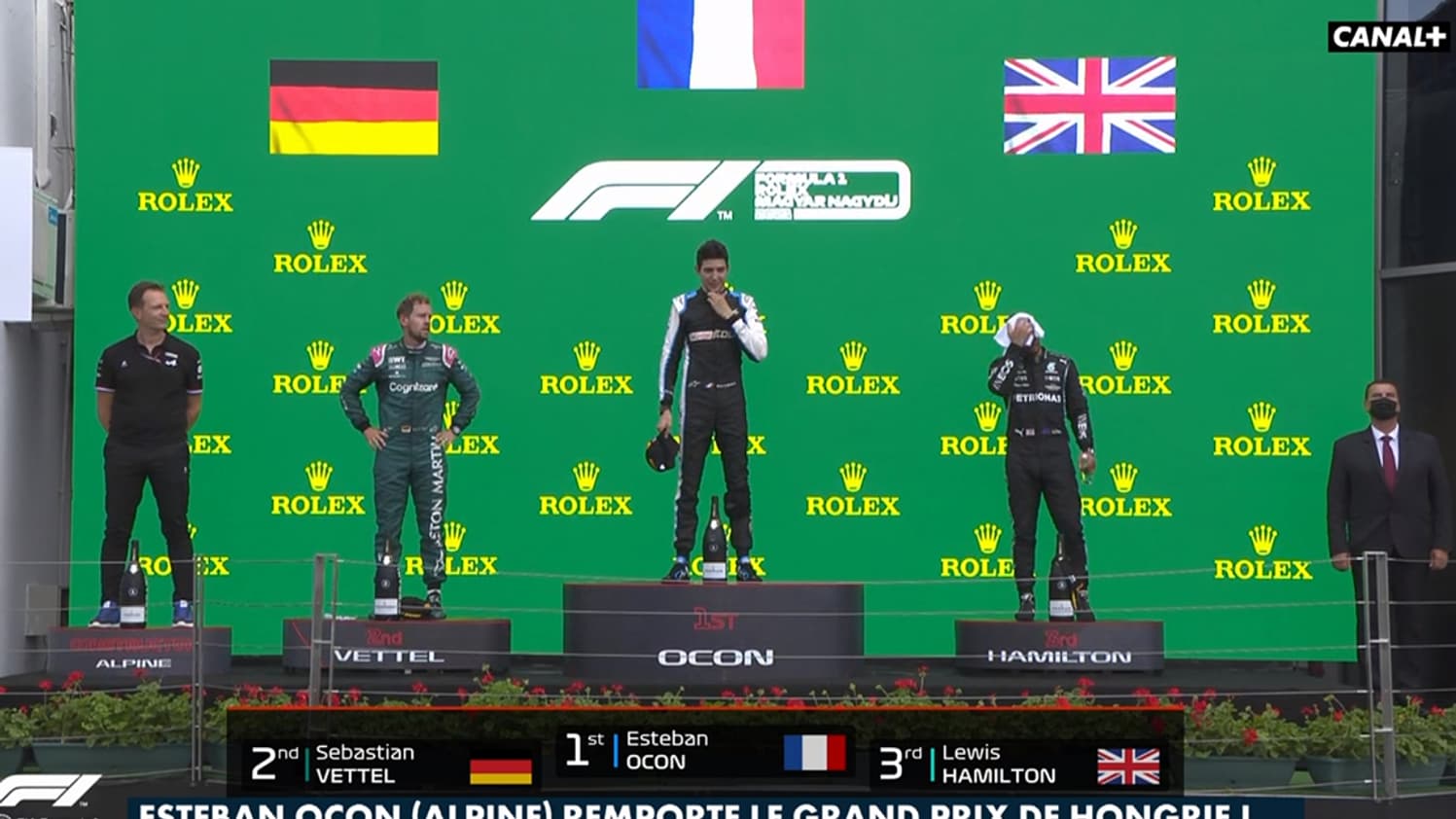 Le podium après la victoire d'Ocon
