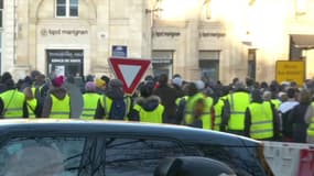 Gilets jaunes: à Bordeaux, la manifestation se déroule dans le calme