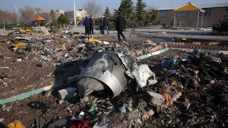 Des débris du Boeing 737 qui s'est écrasé à Téhéran en 2020.