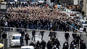 Des supporters de Francfort dans les rues de Naples en mars 2023