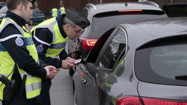 Pour lutter contre les vols de voiture, Bernard Cazeneuve a annoncé le lancement d'opérations de sécurisation ciblées.