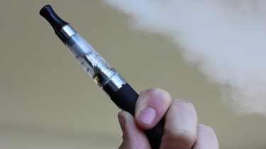 L'homme a reçu deux éclats de sa cigarette électronique dans le crâne.
