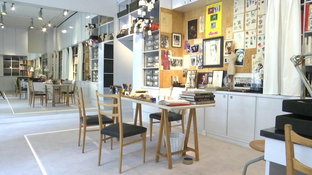 À Paris, visitez ce lieu où Yves Saint Laurent a révolutionné la mode