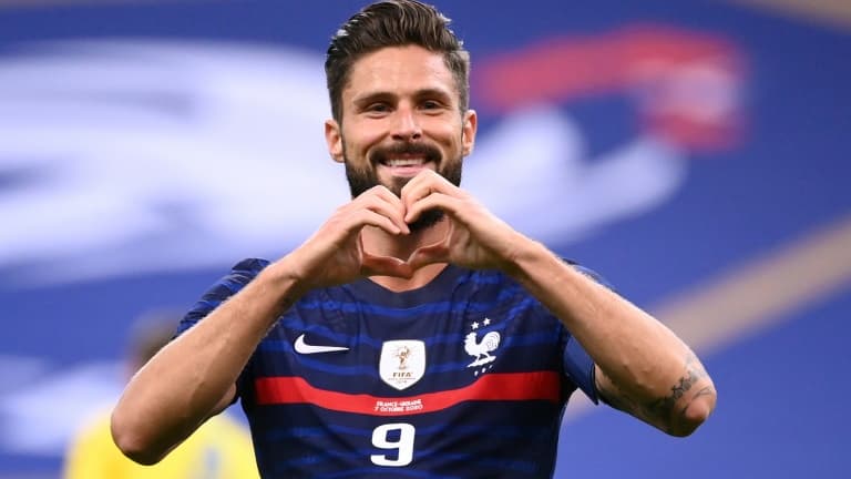 La joie de l'attaquant Olivier Giroud, après son doublé marqué contre l'Urkaine, lors d'un match amical, le 7 octobre 2020 au Stade de France à Saint-Denis La joie de l'attaquant Olivier Giroud, après son doublé marqué contre l'Urkaine, lors d'un match amical, le 7 octobre 2020 au Stade de France à Saint-Denis