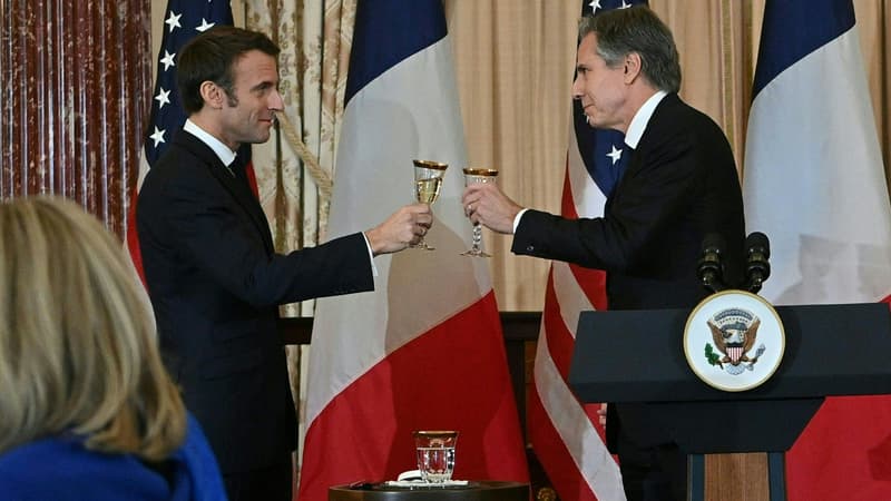 PSG: le chef de la diplomatie américaine remercie Macron d'avoir "gardé" Mbappé à Paris