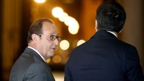Le président Francois Hollande reçu par le chef du gouvernement italien Matteo Renzi, le 17 septembre 2015 à Modène, en Italie