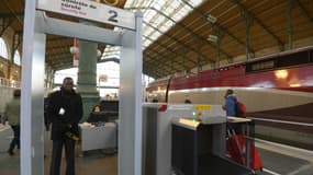 Les portiques de sécurité sont entrés en service dimanche 20 décembre à la Gare du Nord, à Paris