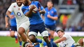 Noa Nakaitaci avec les Bleus