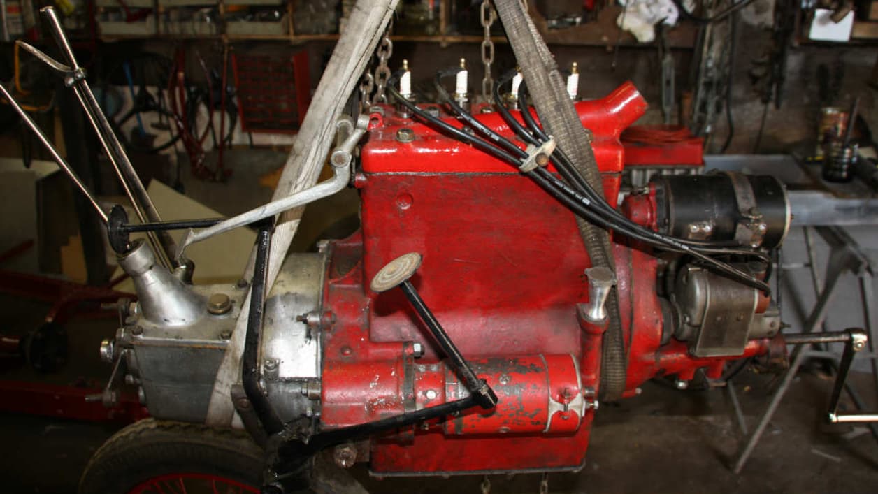 Un exemple de champignon sur une Amilcar CC. Un exemple de champignon sur une Amilcar CC.
