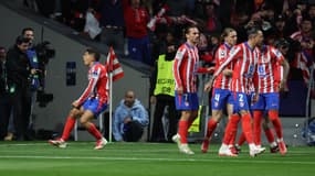 Les joueurs de l'Atlético célèbrent l'ouverture du score précoce de Gallagher au Wanda Metropolitano, le 12 mars 2025