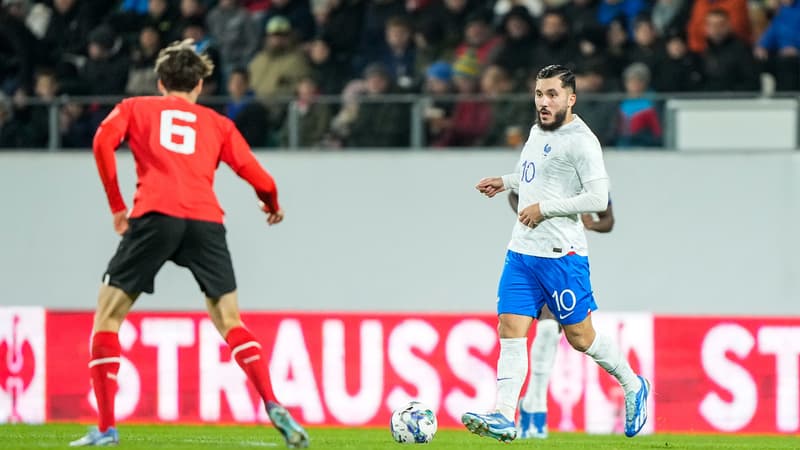 Cherki lors du match entre l'équipe de France Espoirs et l'Autriche