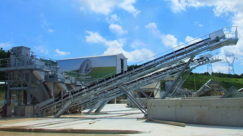 Spécialisé dans le transport et la revalorisation des déchets de chantier, le groupe ENSIS a construit un écosystème performant alliant économie circulaire, développement durable et forte croissance.