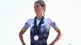 Léonie Périault, lors d'une épreuve de triathlon à Neom en Arabie saoudite le 3 novembre 2025
