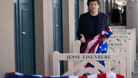 L'acteur américain Jesse Eisenberg a inauguré à Deauville peu avant la cabine de plage à son nom.
	
