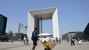 la Grande arche à la Défense - Paris