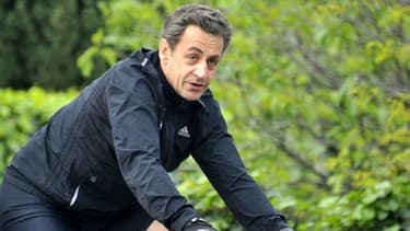 Nicolas Sarkozy à vélo en 2012.