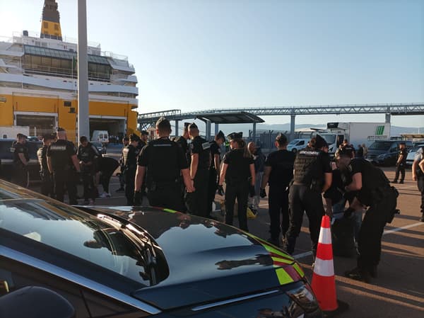 Les fans Marseillais pris en charge par les forces de l'ordre