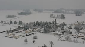 A Guérard, en Seine-et-Marne, la neige s'étend à perte de vue - Témoins BFMTV