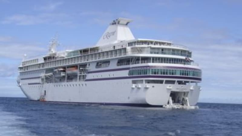 Polynésie: 340 passagers d'un navire de croisière confinés après la détection d'un cas de Covid-19