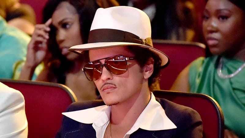 Bruno Mars annonce une tournée mondiale qui passera par Paris en juin 2026