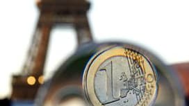 Le ministre du Budget François Baroin a annoncé que la France réaliserait 14 milliards d'euros d'économies l'an prochain pour réduire son déficit de deux points de PIB, un objectif "difficile" mais "intangible". Le déficit passera ainsi de 8% du produit i