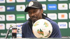 Aliou Cissé, sélectionneur du Sénégal, face à la presse pendant la CAN en janvier 2024