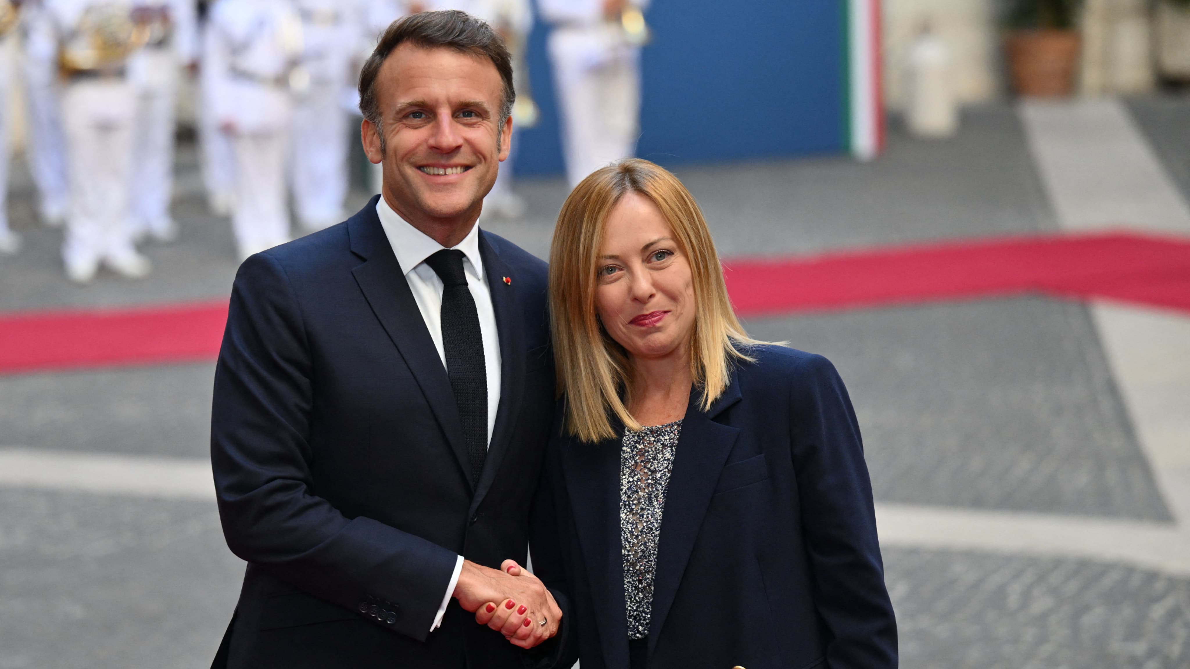 "Des convergences fortes": Macron et Meloni dissipent les tensions ...