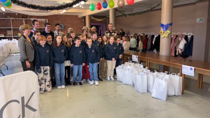 Pas-de-Calais: à Marck, les élèves de l'école de l'Aéroport ont reçu leurs uniformes scolaires