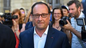 François Hollande à la mairie de Arles le 21 juillet 2017.