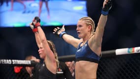 Manon Fiorot après son combat contre Katlyn Chookagian à l'UFC 280 en octobre 2022