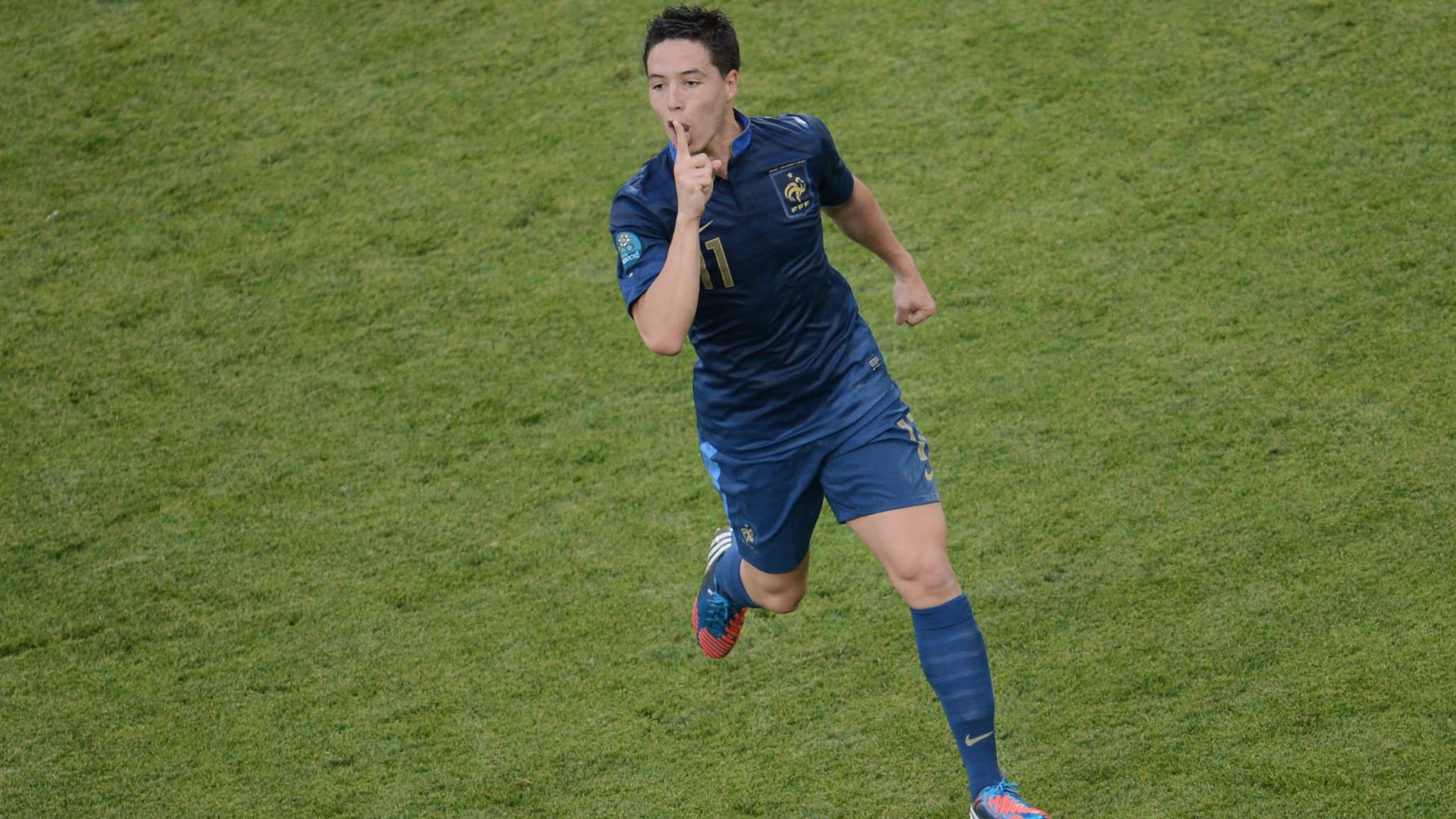 Samir Nasri célébrant son but lors de France-Angleterre à l'Euro 2012 Samir Nasri célébrant son but lors de France-Angleterre à l'Euro 2012