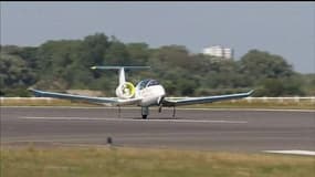 E-Fan: l'avion électrique a réussi sa traversée de la Manche