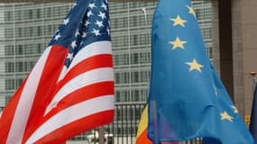 Les Etats-Unis et l'Europe ont pris des chemins économiques diamétralement opposés, et l'histoire semble donner raison aux premiers...