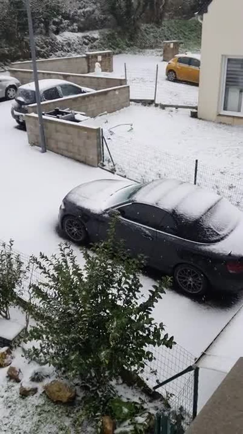 Neige à Plouescat (Finistère) - Témoins BFMTV