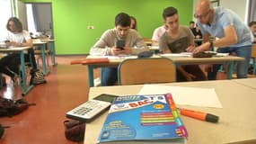 À quelques jours du bac, des lycéens préfèrent réviser au lycée