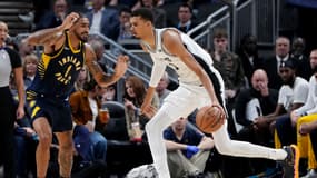 Victor Wembanyama lors de la lourde défaite de San Antonio à Indiana (152-111), le 6 novembre 2023