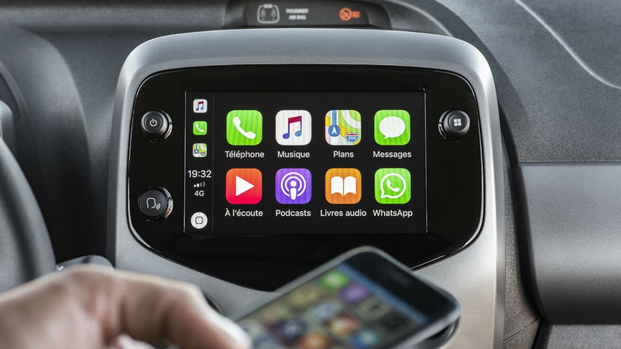 CarPlay et Android Auto sont proposés à partir de 13.240 euros ou 109 euros par mois en LLD.