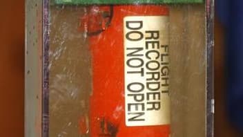 Un des deux enregistreurs de vol du Rio-Paris qui s'est abîmé dans l'Atlantique le 1er juin 2009 faisant 228 morts. Un syndicat minoritaire de pilotes redoute une volonté de faire peser sur les pilotes la responsabilité de la catastrophe du vol AF447 d'Ai