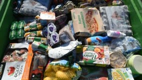 Un conteneur avec des restes alimentaires dans une usine de recyclage à Belesta-en-Lauragais, le 5 novembre 2015