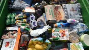 Un conteneur avec des restes alimentaires dans une usine de recyclage à Belesta-en-Lauragais, le 5 novembre 2015