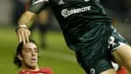 Le défenseur international grec, qui a porté les couleurs du Panathinaikos, s'apprête à signer à Liverpool.