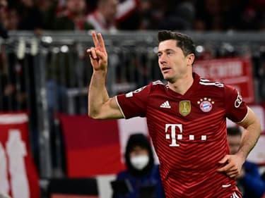 L'attaquant polonais du Bayern Robert Lewandowski buteur contre Benfica en Ligue des champions, le 2 novembre 2021 à Munich