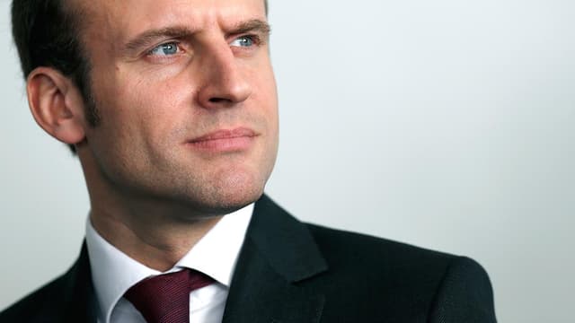 Emmanuel Macron, ici à Paris le 12 mars 2015, va participer pour la première fois à un meeting électoral.