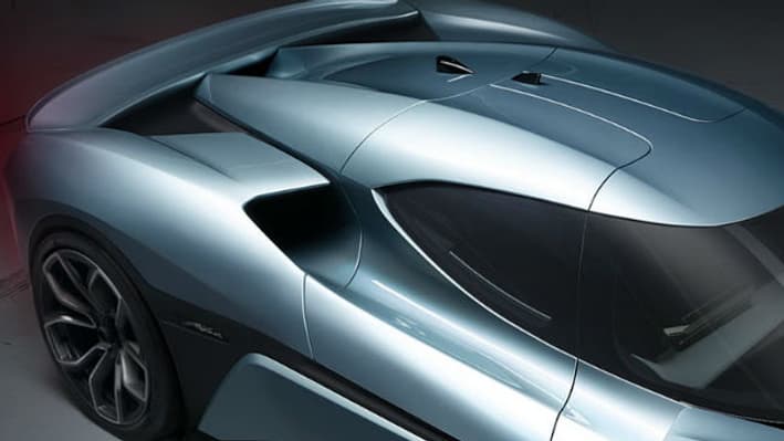 Les 300km/h sont dépassés par la supercar chinoise. Elle abat le 0 à 200 en 7,1 secondes, le temps que met une Mazda MX-5 pour atteindre les 100km/h. Les 300km/h sont dépassés par la supercar chinoise. Elle abat le 0 à 200 en 7,1 secondes, le temps que met une Mazda MX-5 pour atteindre les 100km/h.